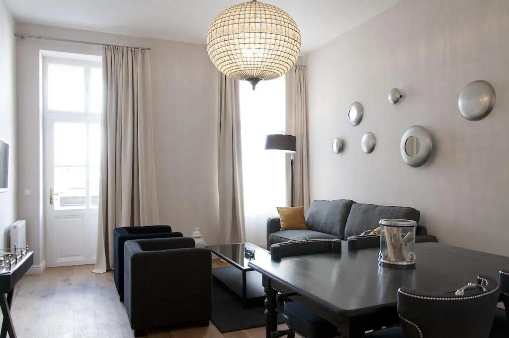 Appartamento 6 Rooms - 1070 Vienna