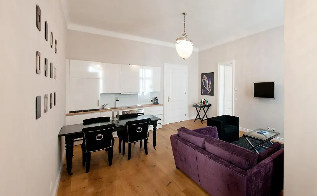 Appartamento 6 Rooms - 1070 Vienna Austria