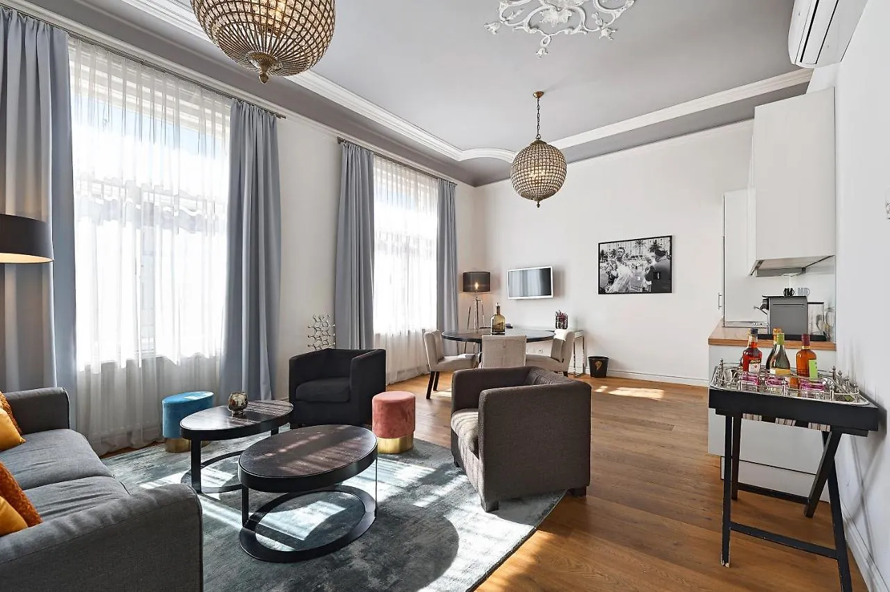 Appartamento 6 Rooms - 1070 Vienna